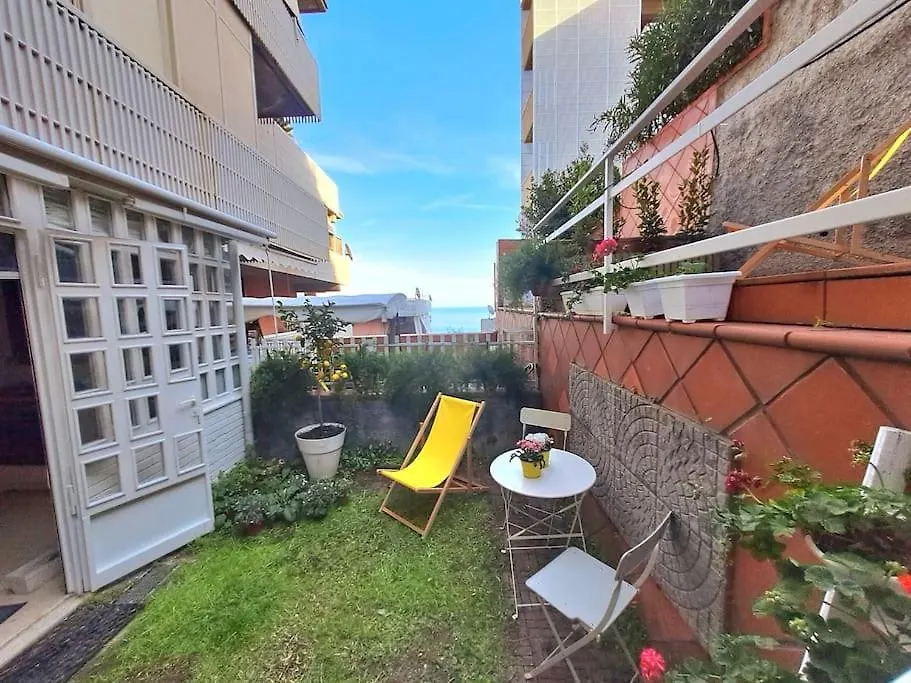 Acasuzzadiaci Villa Aci Castello Holiday home